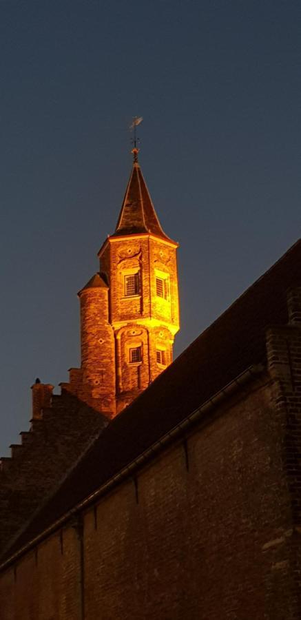 B&B Heart Of Brugge Bagian luar foto
