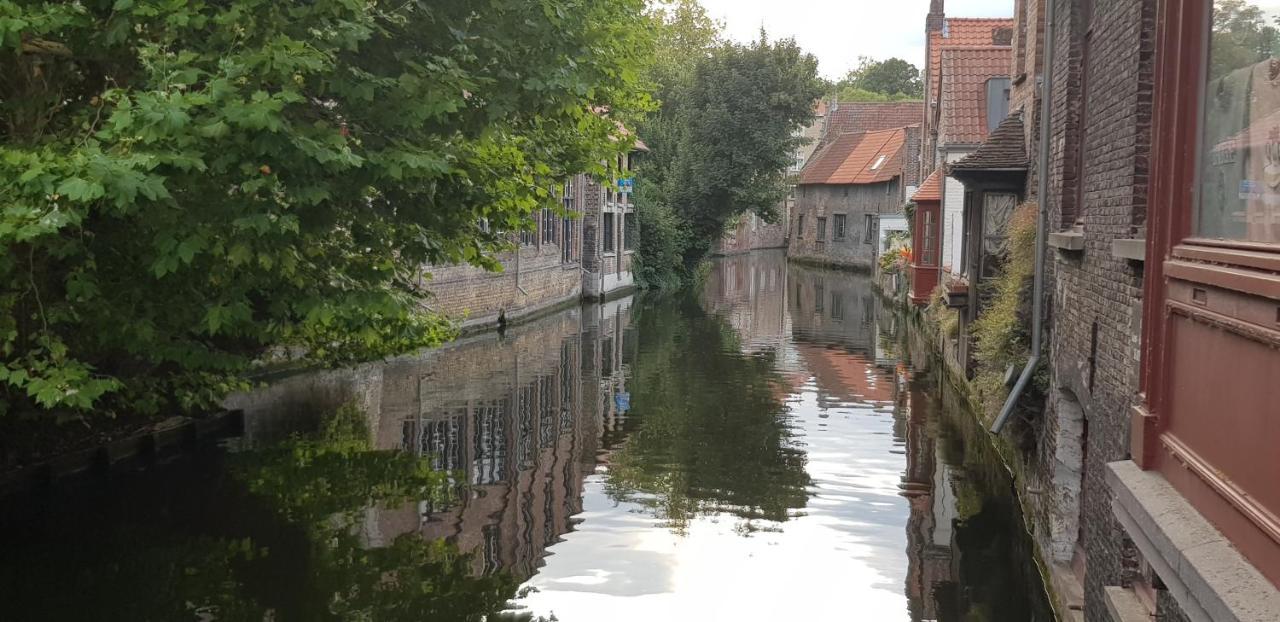 B&B Heart Of Brugge Bagian luar foto