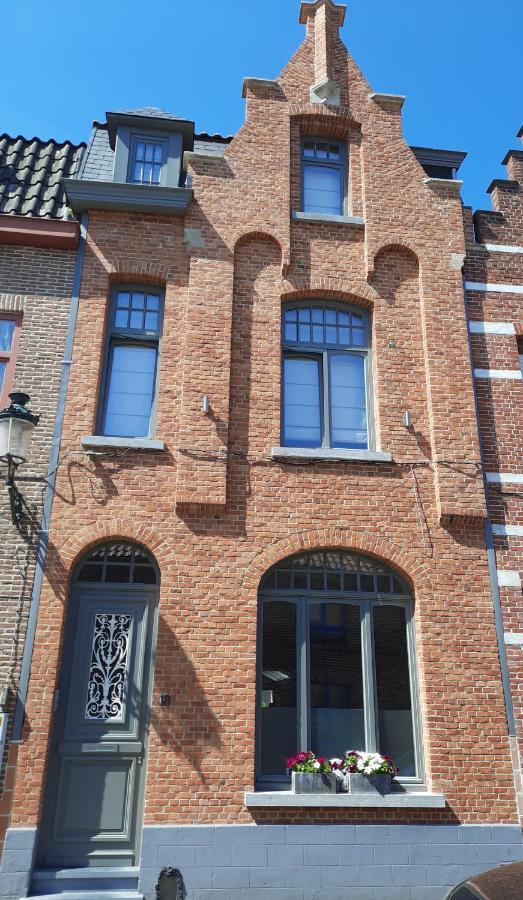 B&B Heart Of Brugge Bagian luar foto