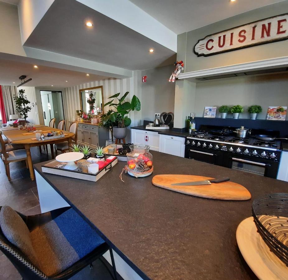 B&B Heart Of Brugge Bagian luar foto